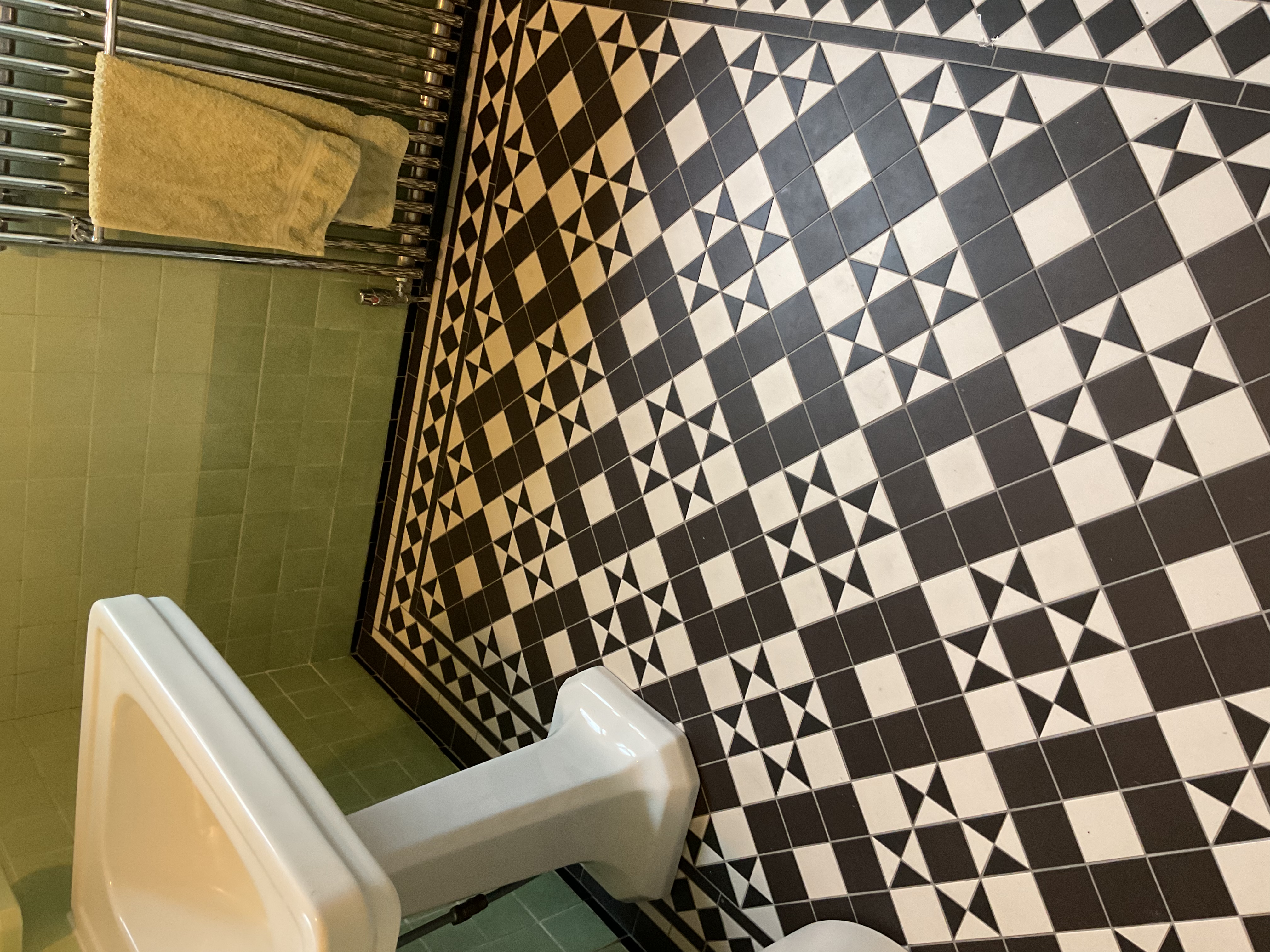 Bathroom image 33