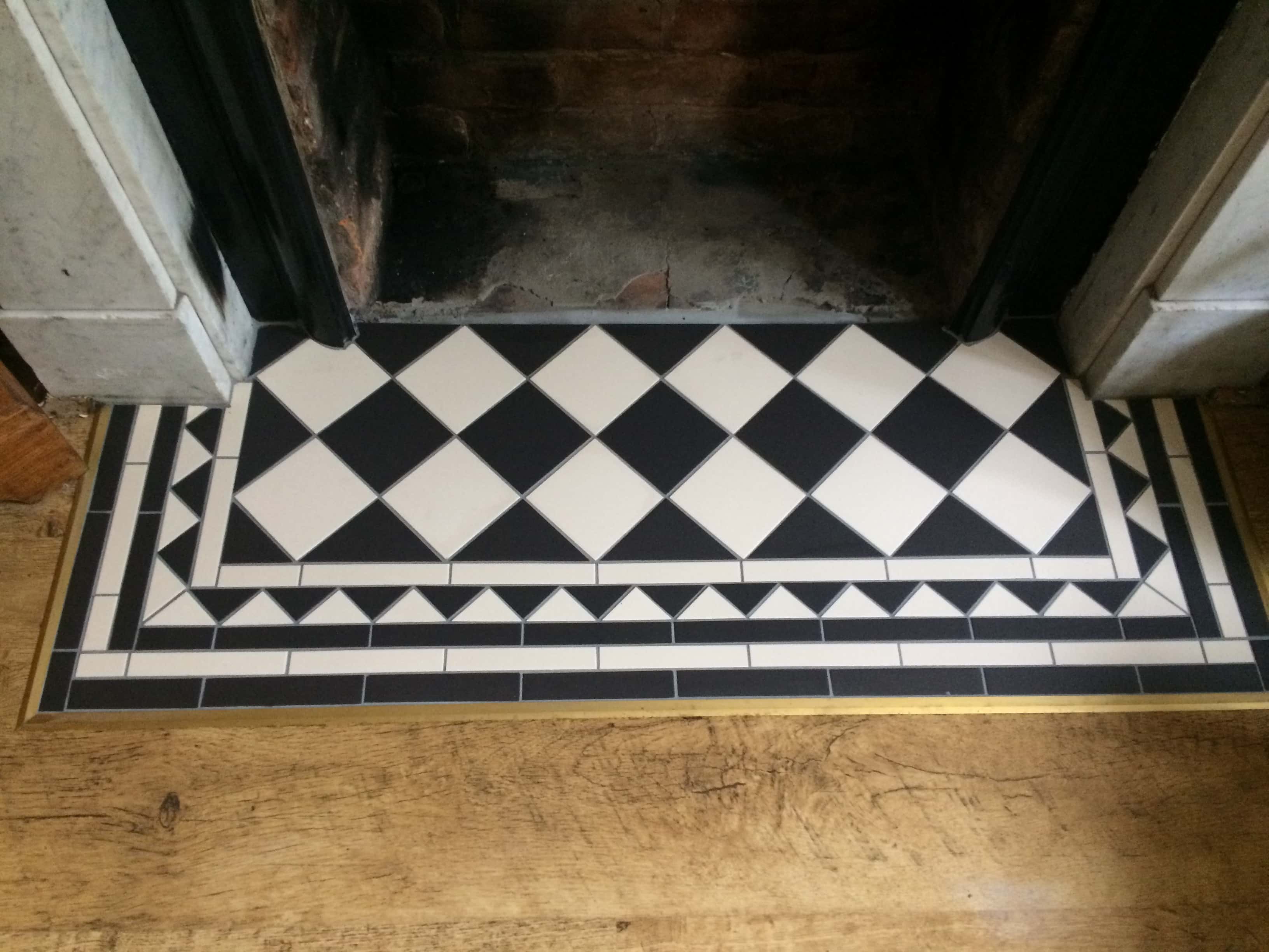 Fireplace image 14
