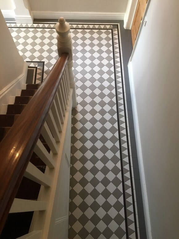 Hall image 401