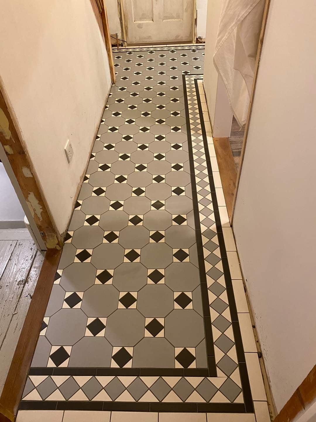 Hall image 450