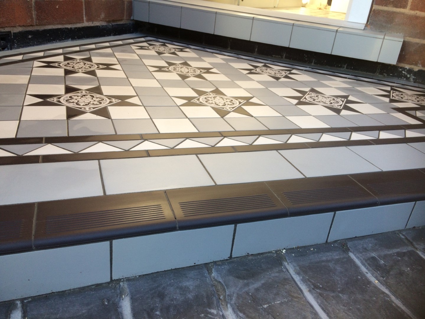 Hall image 470